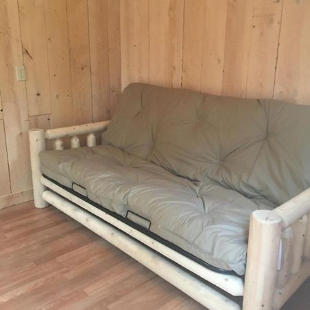 The Hideaway Tiny Cabin East Durham Bagian luar foto