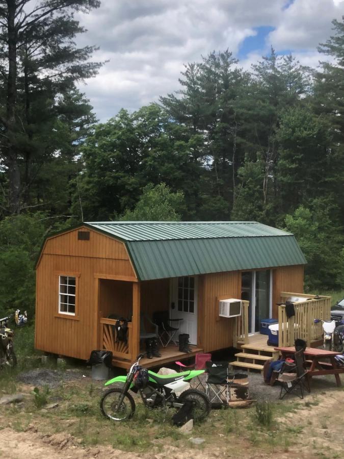 The Hideaway Tiny Cabin East Durham Bagian luar foto