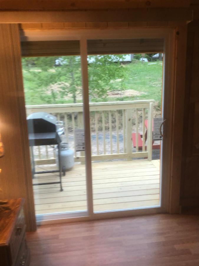 The Hideaway Tiny Cabin East Durham Bagian luar foto